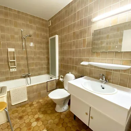 In By The * Nieuwpoort