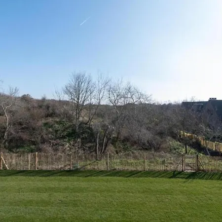 Apartamento In By The *