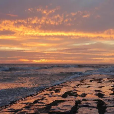 In By The * Nieuwpoort